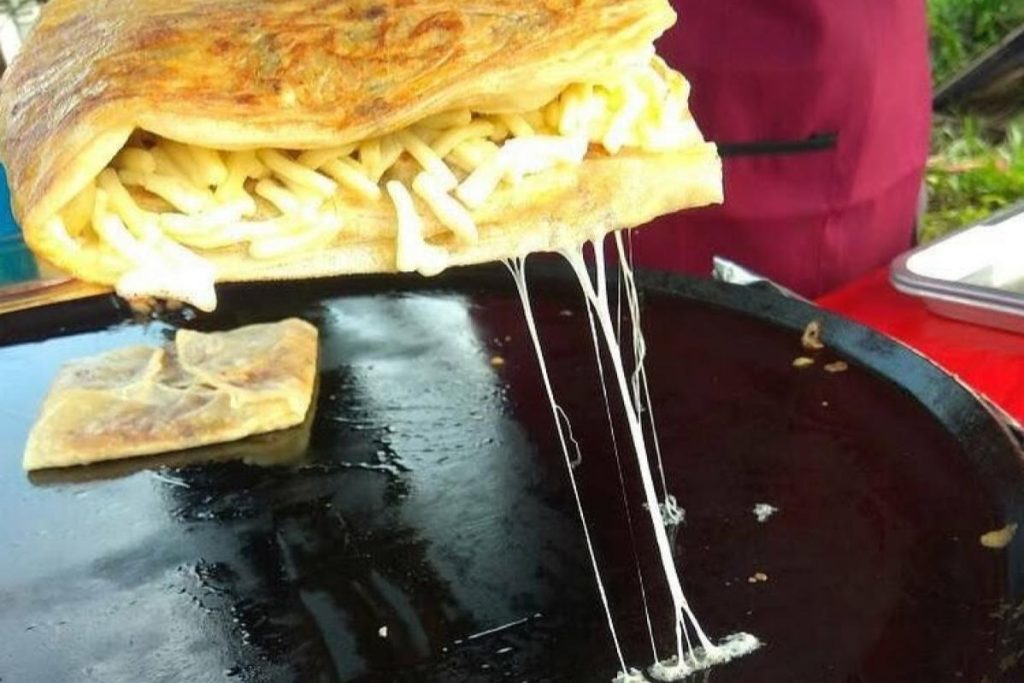 Top 10 Best Murtabak in KL & Selangor 2025 13 Dtebar-Murtabak-