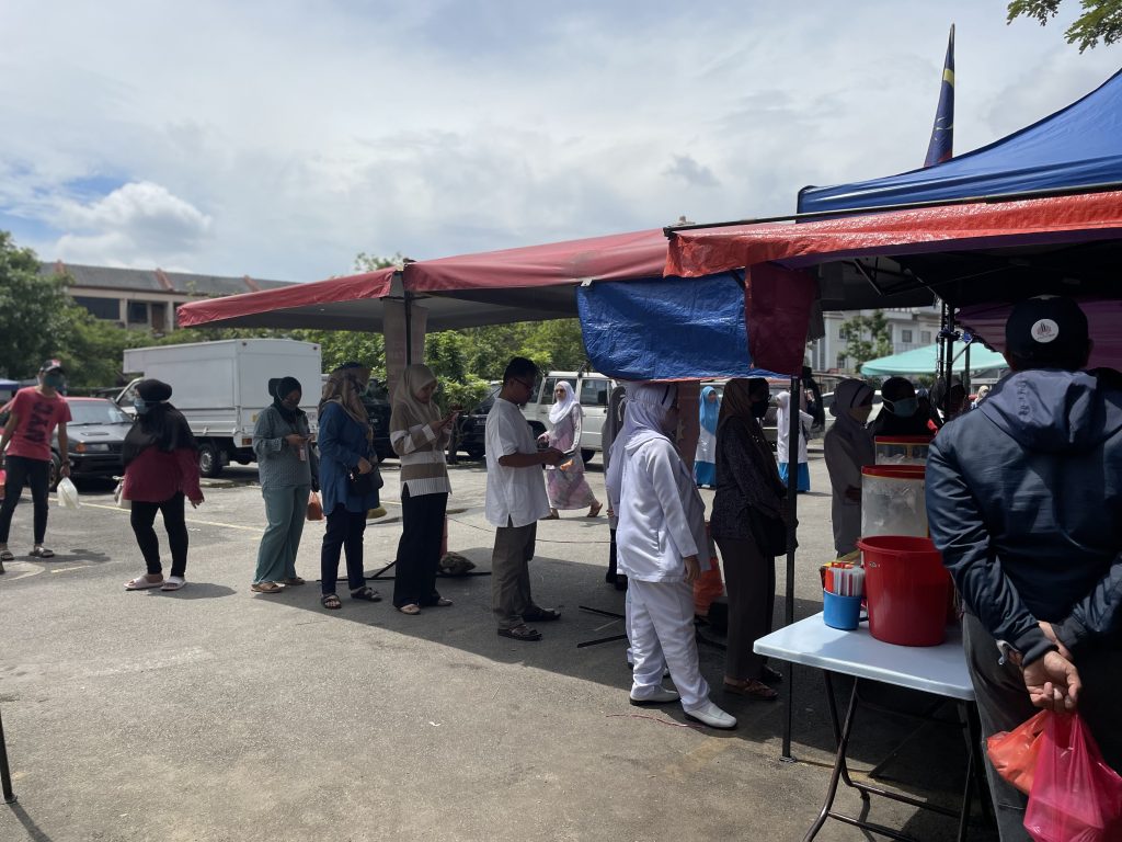Gerai Uncle Yeop, Pisang Goreng ‘Terlaris’ Shah Alam 3 Gerai-Uncle-Yeop-