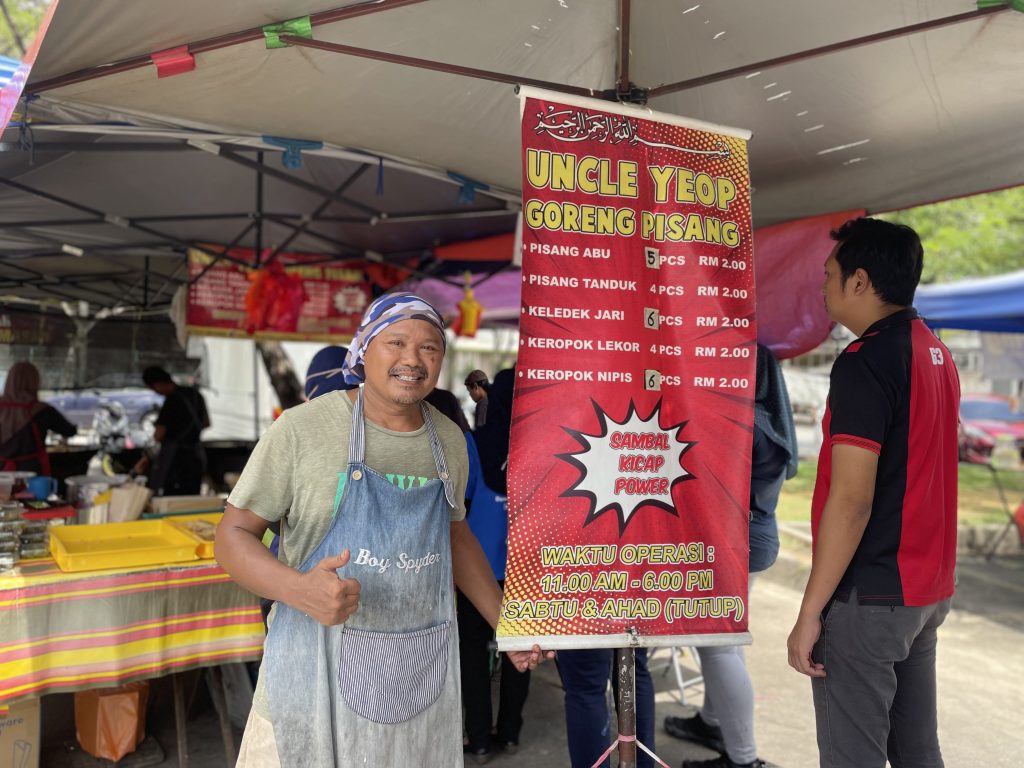 Gerai Uncle Yeop, Pisang Goreng ‘Terlaris’ Shah Alam 1 Gerai-Uncle-Yeop-