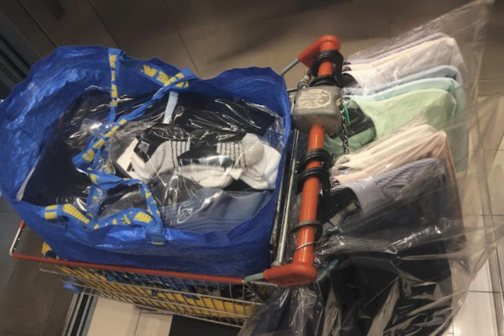 10 Perkhidmatan Pembersihan Permaidani Terbaik di KL 2025 17 Kedai-Dobi-Mathialagan