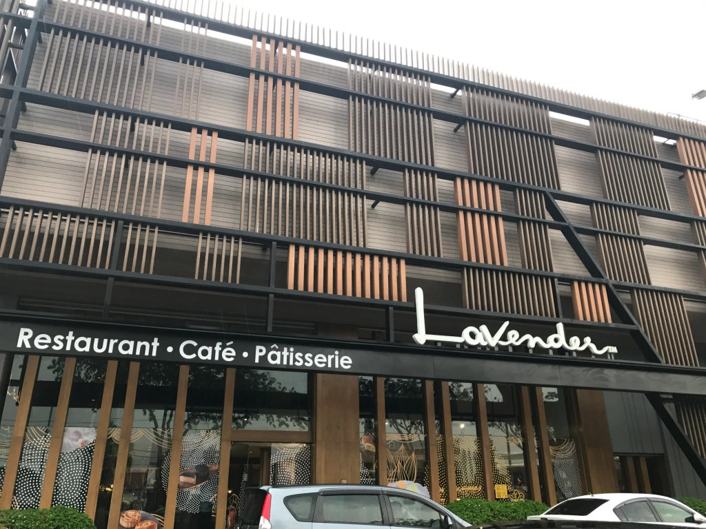 <strong>8 Croissant Terbaik di Johor 2025</strong> 2 Lavender-Bakery-