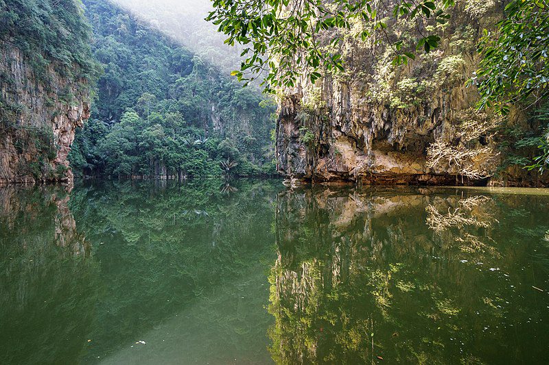 Top 10 Best Things To Do in Ipoh 2025 12 Mirror-Lake
