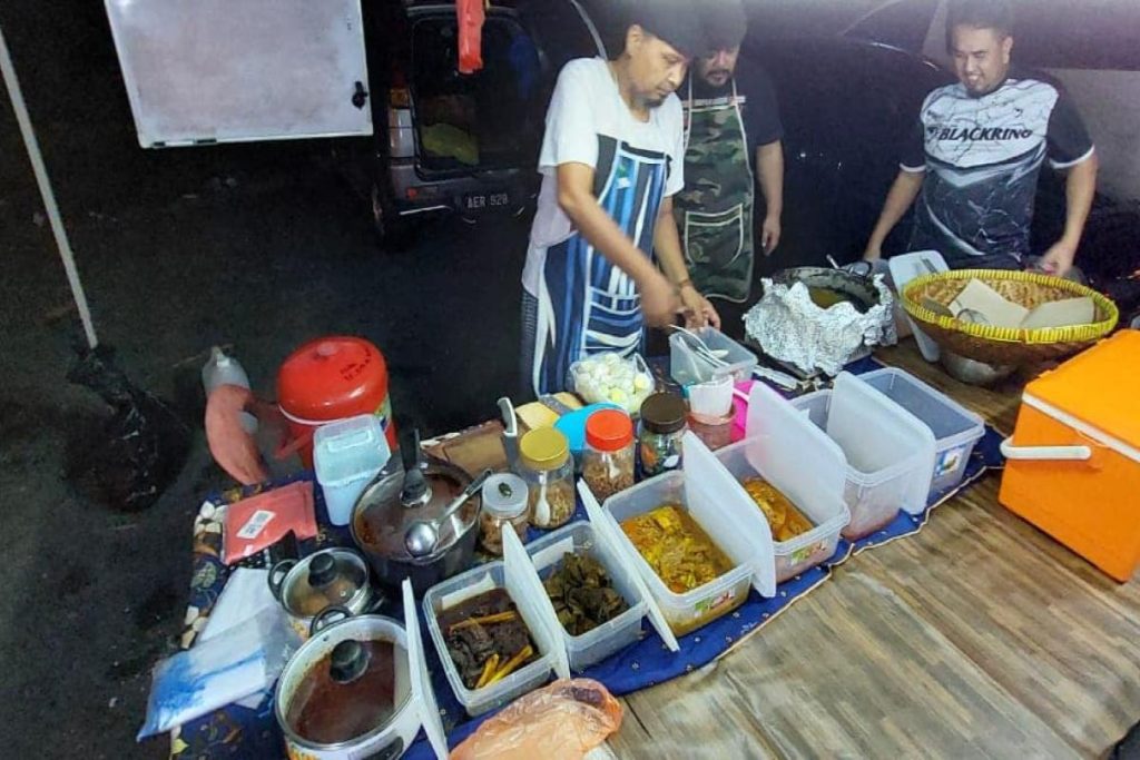 Top 10 Best Nasi Lemak in Ipoh 2025 17 Nasi-Lemak-Larut-Los-Pegoh-