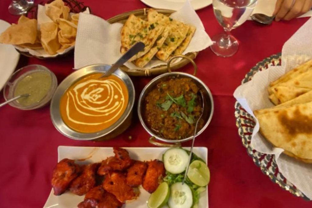 Top 10 Best Pakistani Restaurants in KL & Selangor 2025 19 Sheesh-Mahal-Restaurant-