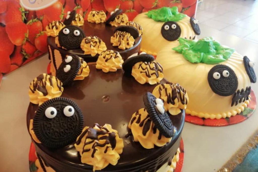 Top 10 Best Dessert Shops In Sabah 2025 3 Strawberry-Cake-House-