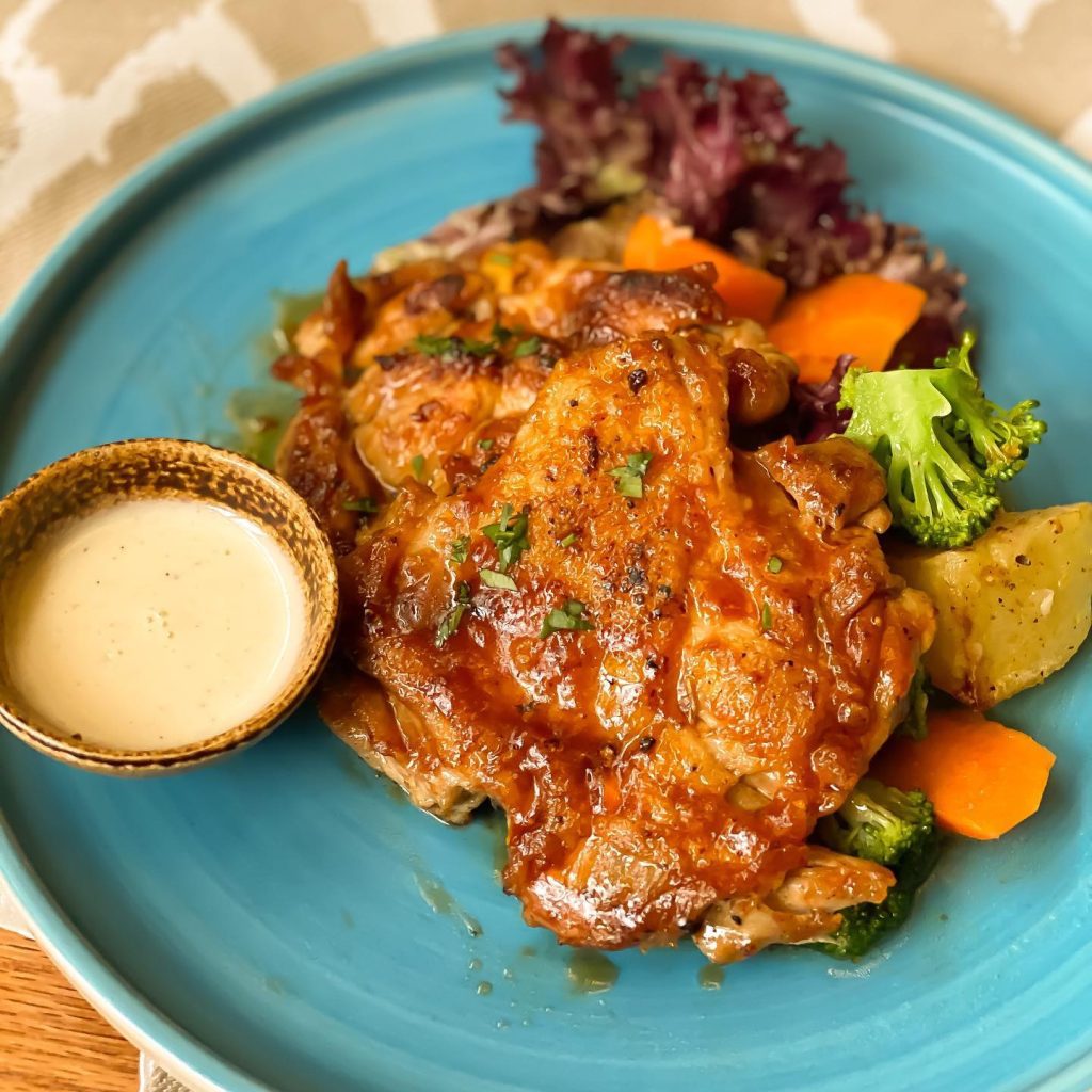 Top 10 Best Western Restaurants In Sabah 2025 19 Tana-