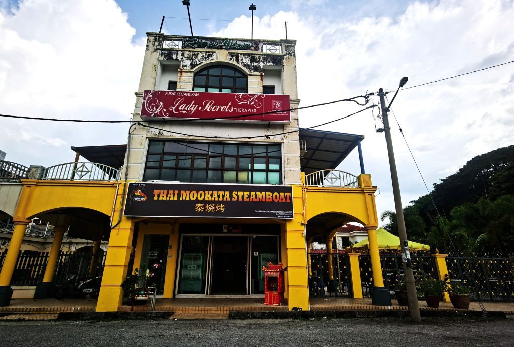 Top 8 Best Thai Restaurants in Ipoh 2025 2 Thai-Mookata-Steamboat-