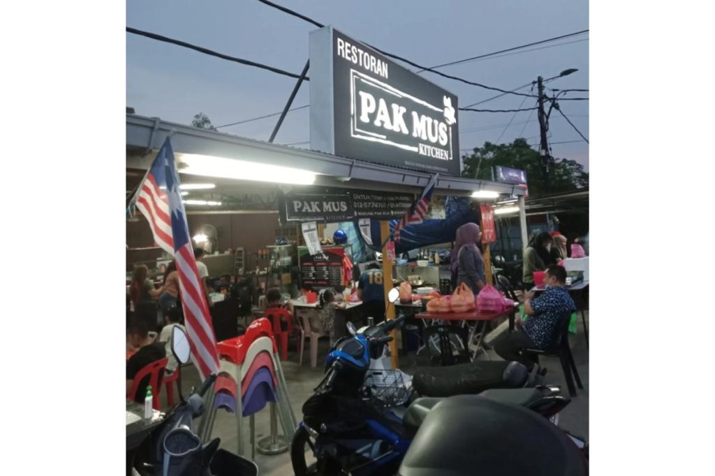 Top 8 Best Sup Tulang in Johor 2025 4 Warung-Pak-Mus-Kitchen
