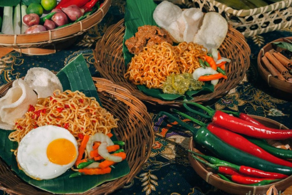 Top 8 Best Indonesian Restaurants In Penang 2025 13 Daun-Bakar-