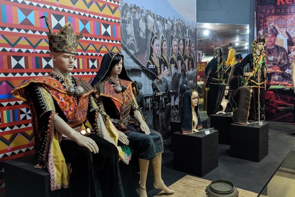 10 Aktiviti Menarik Untuk Dilakukan di Kota Kinabalu 2025 4 Learn-About-Sabahs-History-At-The-Sabah-State-Museum-