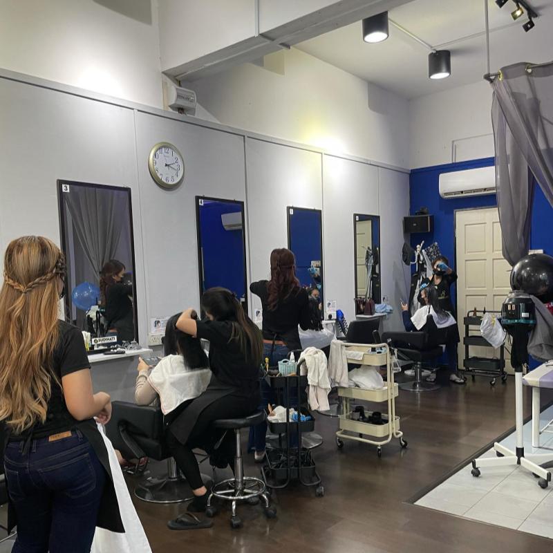 <strong>10 Salun Rambut Terbaik Di Sabah 2025</strong> 15 Sudihati-Makeup-Hair-Studio-