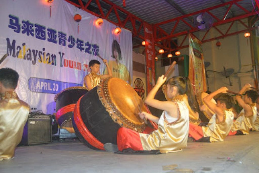 10 Aktiviti Menarik Untuk Dilakukan di Seremban 2025 15 Watch-Performances-Dine-At-The-Sungai-Ujong-Walk-