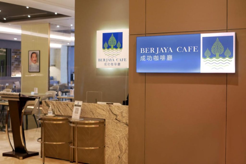 World Top Gourmet Awards 2022 : Top 15 Restaurants In Malaysia 16 Berjaya-Cafe-