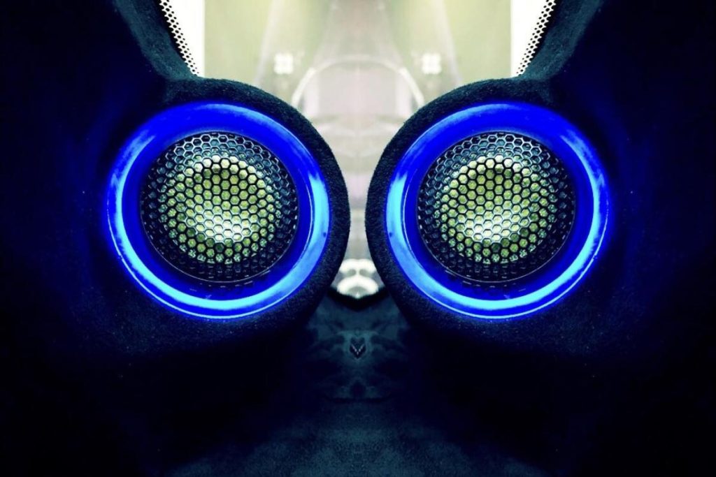 10 Kedai Aksesori Kereta Terbaik di KL Selangor 2025 7 E-Audio-Auto-Accessories-