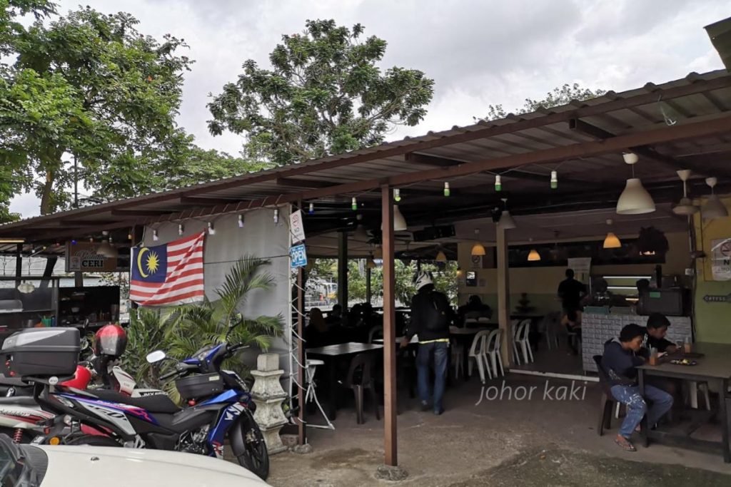 Top 10 Best Indonesian Restaurants In Johor 2025 14 Pondok-Ceri-Famous-Ayam-Penyet-