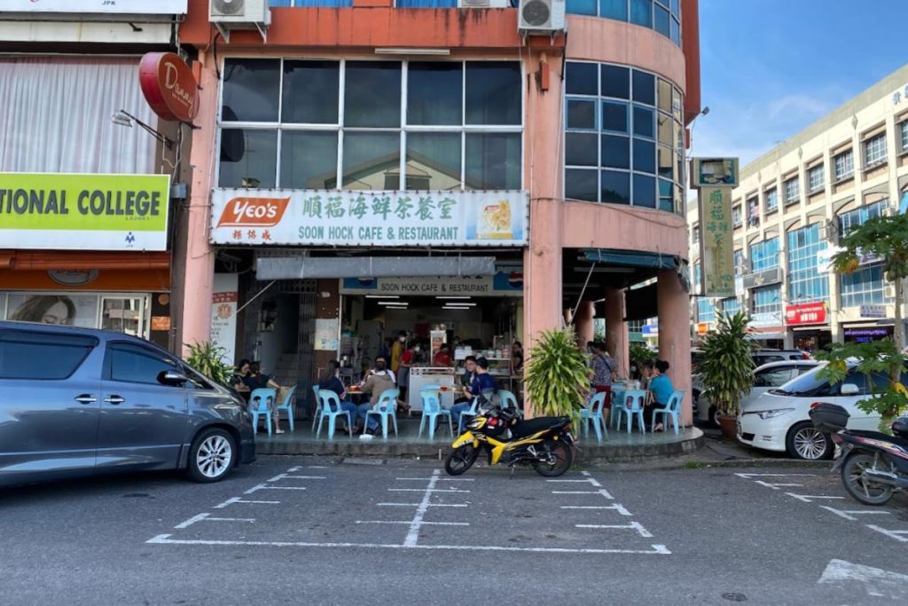 Top 10 Best Things To Do in Sibu 2025 18 Taste-Sibus-Version-Of-Sarawak-Laksa-At-The-Soon-Hock-Cafe