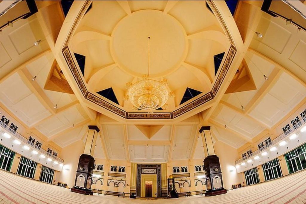 Top 10 Best Things To Do Near Kepala Batas 2025 8 Admire-the-Masjid-Abdullah-Fahim--