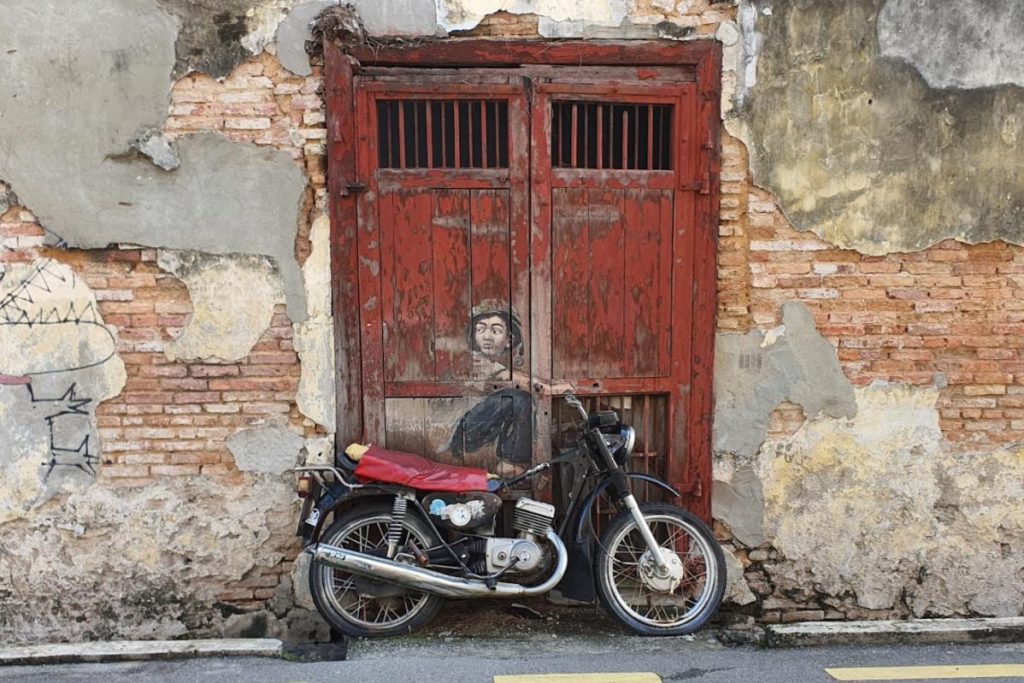 10 Aktiviti Menarik Untuk Dilakukan di George Town 2025 10 Admire-the-Penang-Street-Art