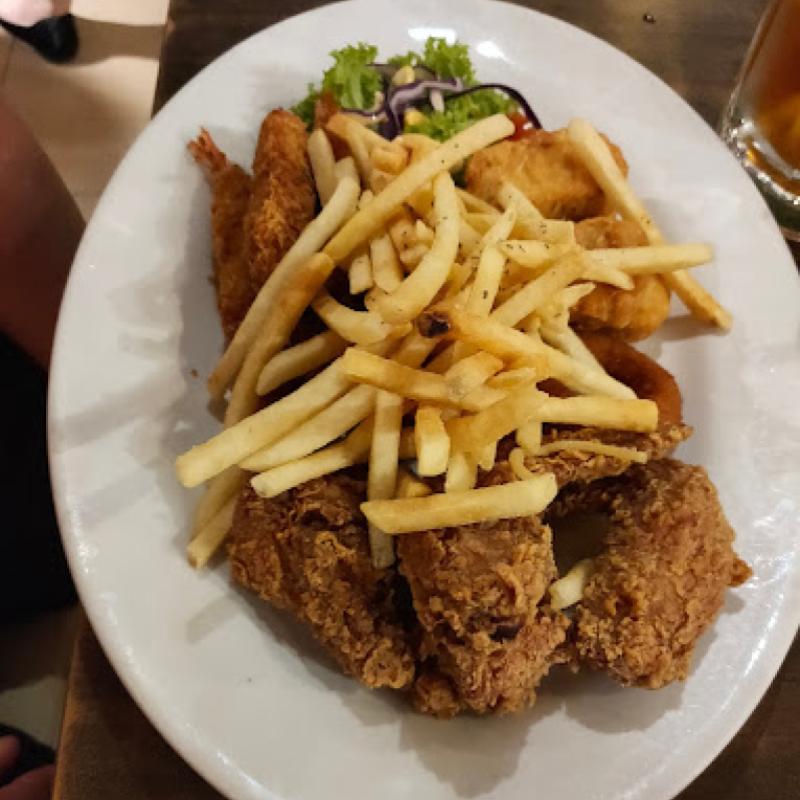 Top 10 Best Fried Chicken in Johor 2025 9 Anmour-Cafe-