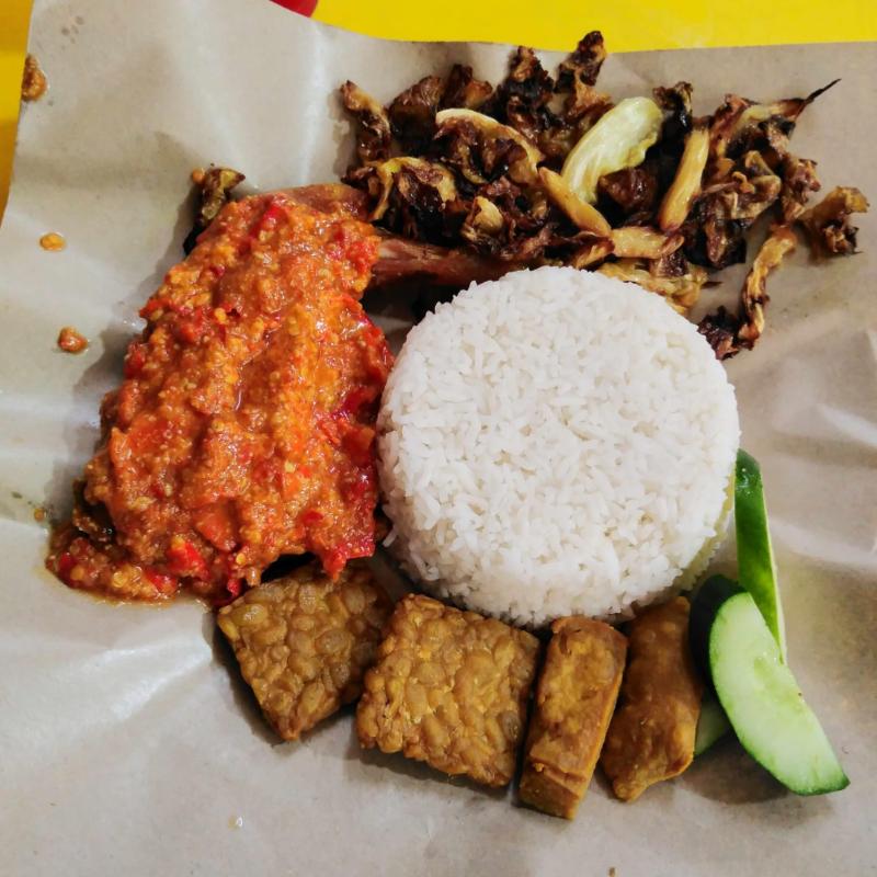 Top 8 Best Ayam Geprek in KL & Selangor 2025 9 Ayam-Geprek-Sambal-Setan-