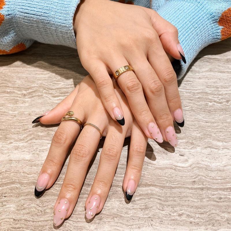 <strong>10 Salun Kuku Terbaik di Kuala Lumpur 2025</strong> 21 Beauty-Bar-KL-