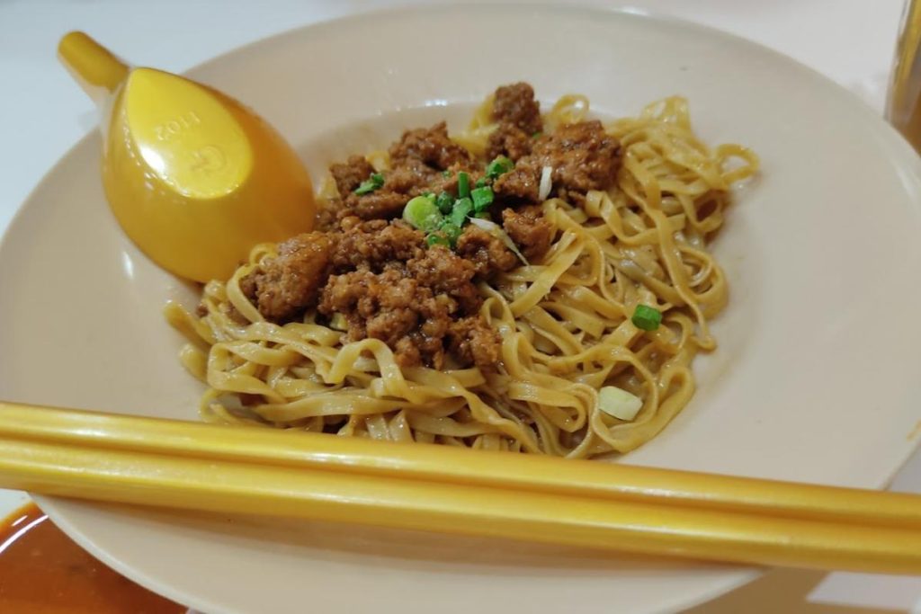 6 Mi Hakka Terbaik di Pulau Pinang 2025 7 DOUBLE-THUMBS-UP-CAFE-