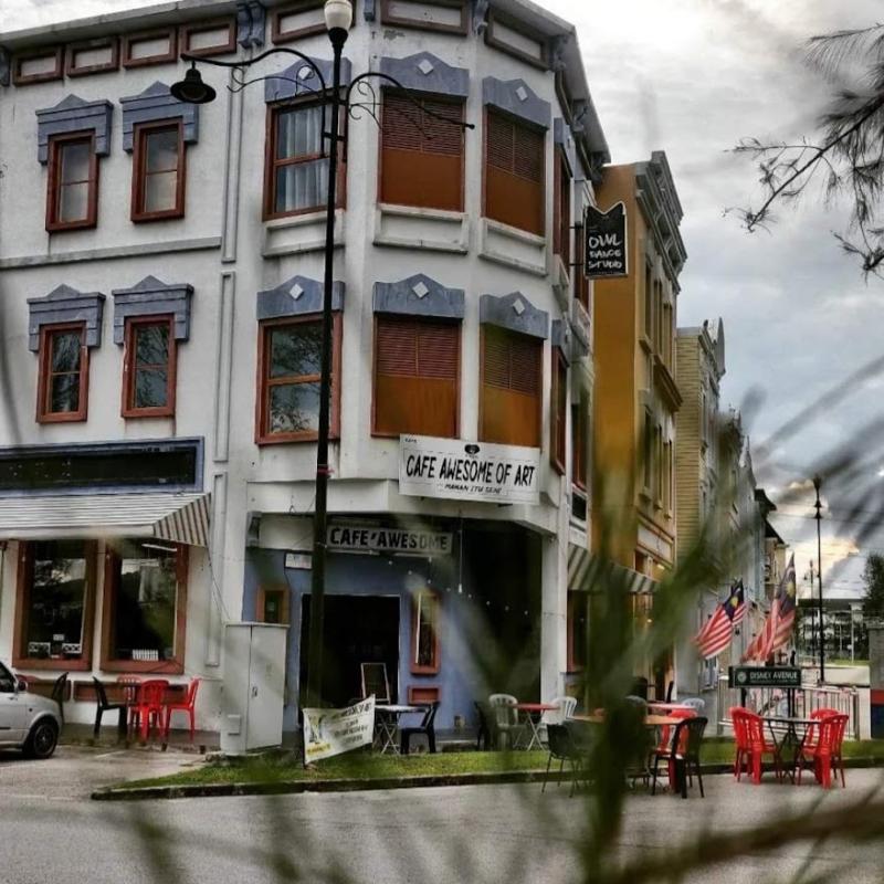 Top 10 Best Things To Do in Kampar 2025 17 Dine-At-the-Cafe-Awesome-of-Arts-