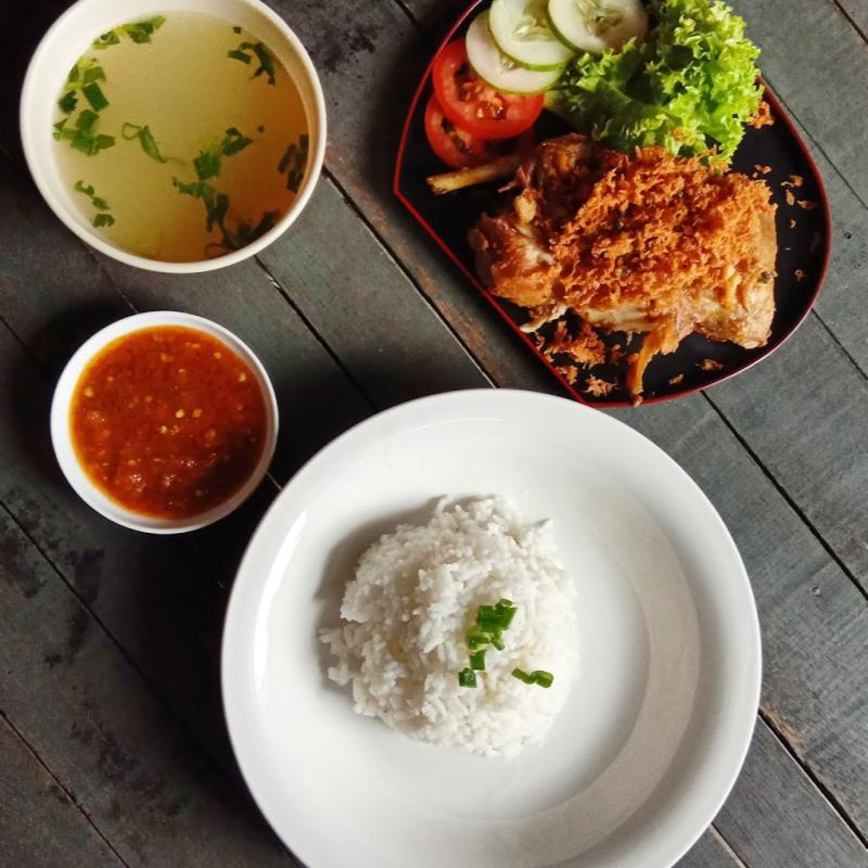 Top 10 Best Things To Do in Kampar 2025 18 Dine-At-the-Cafe-Awesome-of-Arts-