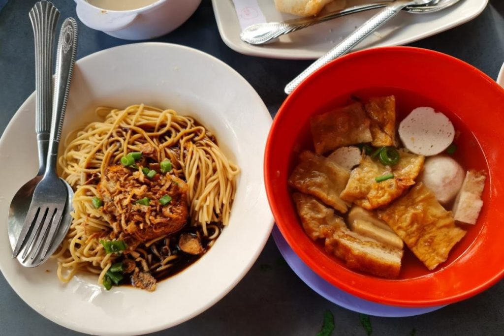 10 Aktiviti Menarik Untuk Dilakukan di Kuala Kangsar 2025 19 Enjoy-Local-Cuisine-At-Selera-Kampung-Bendang-Panjang-