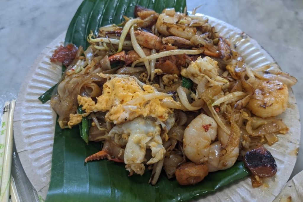 10 Aktiviti Menarik Untuk Dilakukan di George Town 2025 15 Enjoy-Penang-Hawker-Food-At-New-Lane-Street-Food-Stalls-