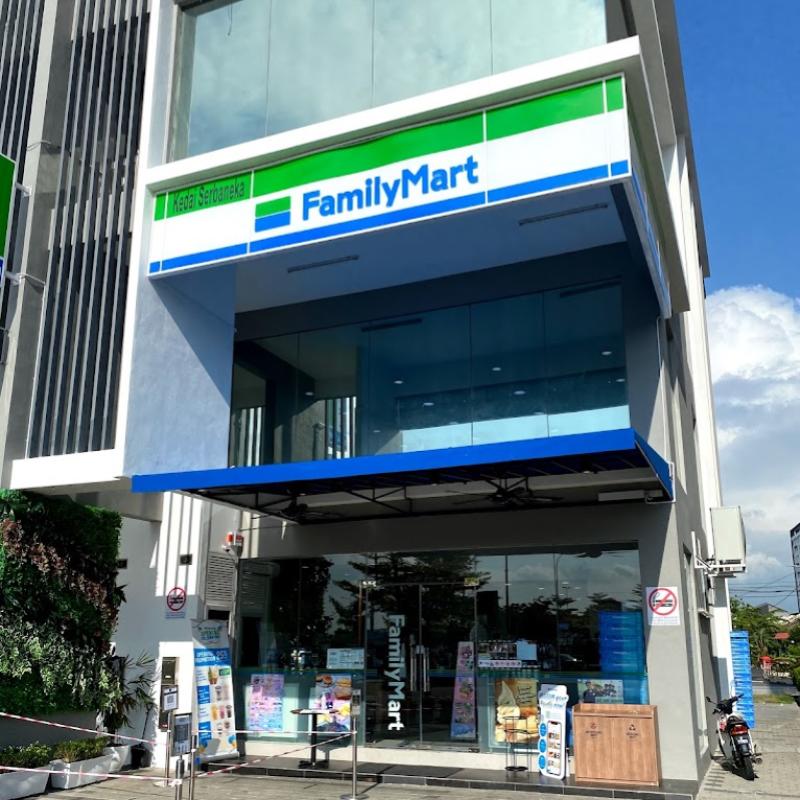 Top 10 Best Convenience Store in Penang 2025 4 FamilyMart-@-Icon-City-