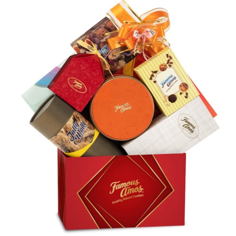 8 Hamper Deepavali Terbaik di Malaysia 2023 8 Famous-Amos-Deepavali-Hamper-