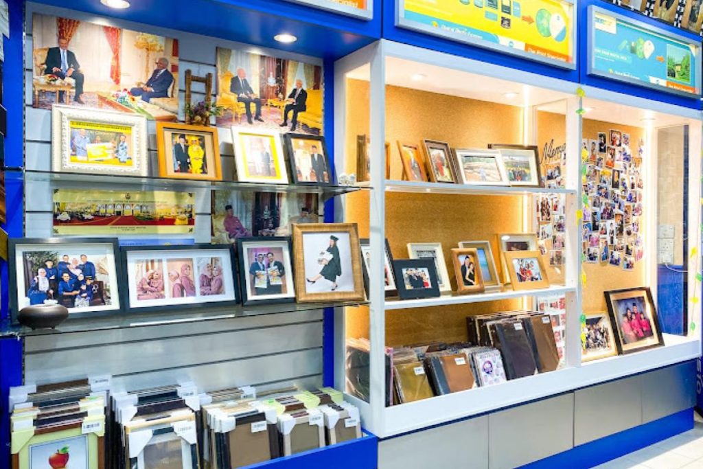 Top 10 Best Photo Studios in Malaysia 2025 7 Foto-EkonoLab-Ipoh-Sdn-Bhd-