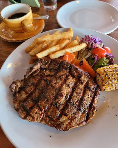 Top 9 Best Romantic Restaurants in Johor 2025 7 George-Dragon-Cafe-