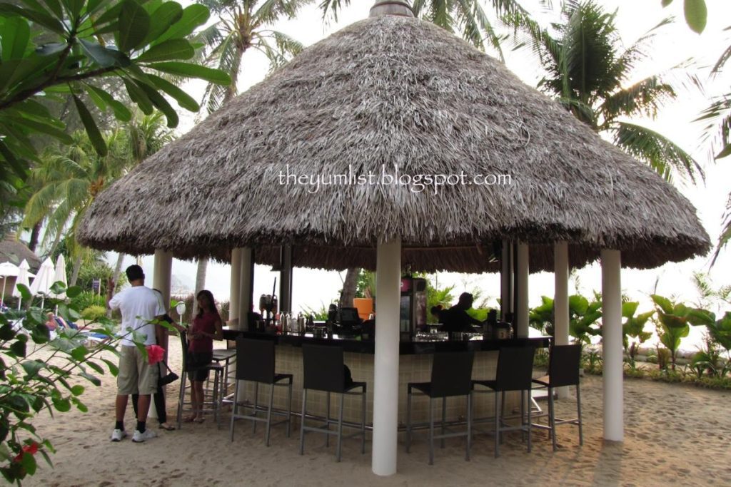 <strong>10 Bar Hotel Terbaik di Pulau Pinang 2025</strong> 4 Hard-Rock-Hotel-The-Shack-and-Sand-Bar