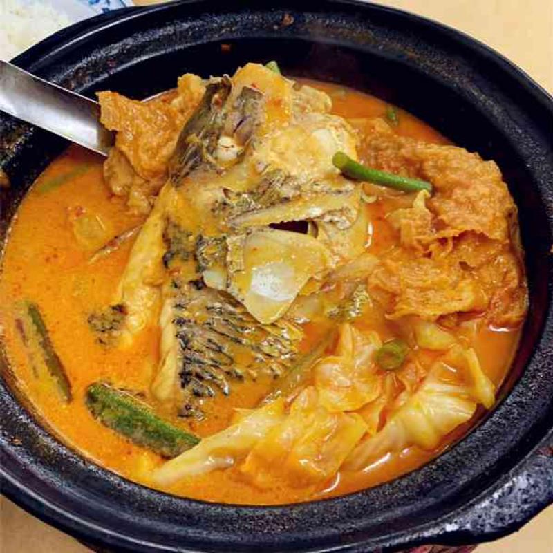 <strong>10 Restoran Cina Terbaik di Johor Bahru 2025</strong> 5 Johor-Bahru-Kam-Long-Curry-Fish-Head--