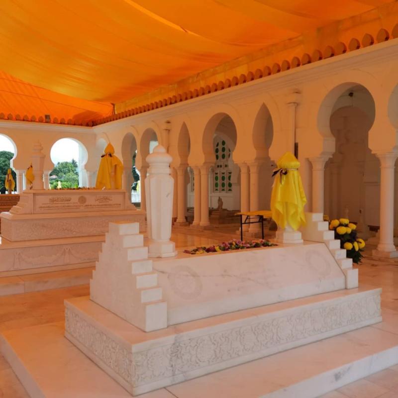 10 Aktiviti Menarik Untuk Dilakukan di Kuala Kangsar 2025 9 Learn-About-History-At-Al-Ghufran-Royal-Mausoleum-