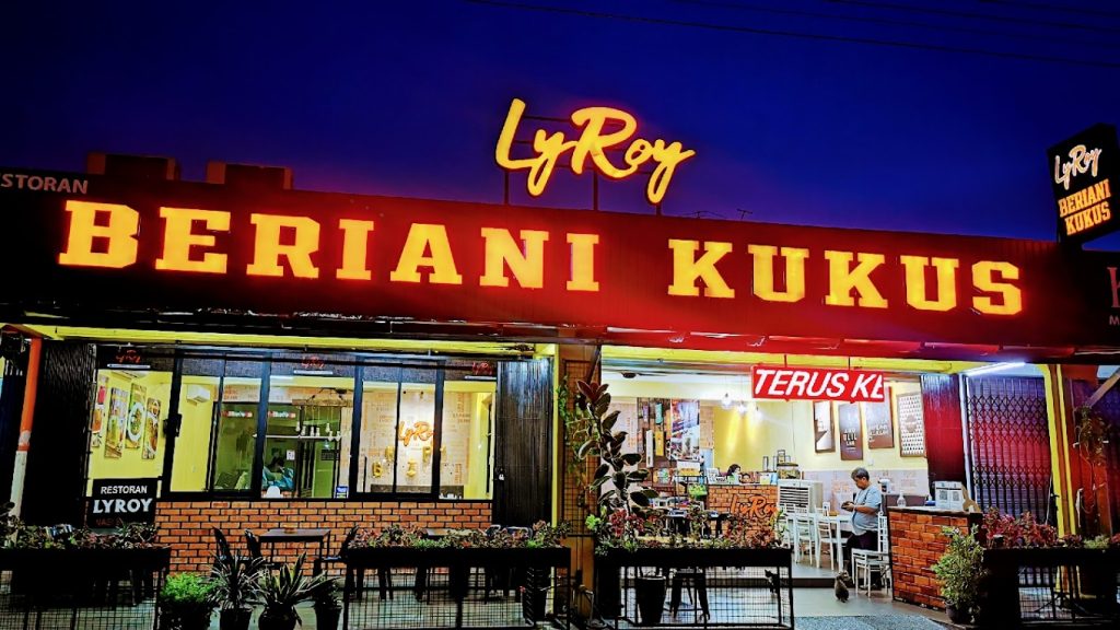 10 Nasi Briyani Terbaik di Johor 2025 8 LyRoy-Briyani-Kukus