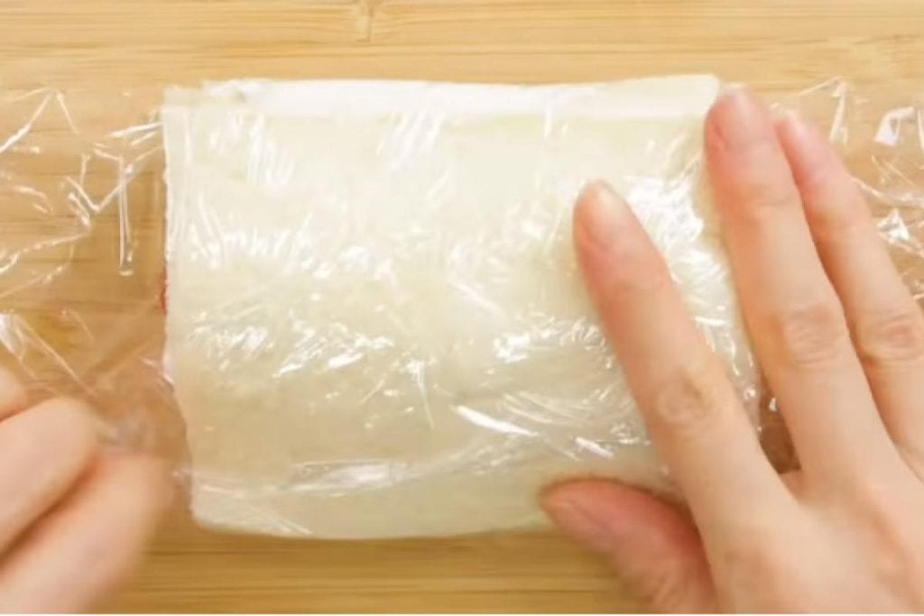 5 Useful Tips To Master Your Bento | Now Your Lunchbox Will Look Better 13 Master-Your-Bento- --Tips-To-Look-Like-A-Pro--x-