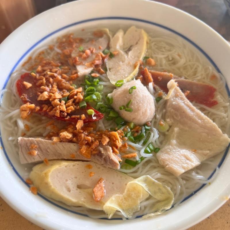 Top 10 Best Must-Try Foods in Sabah 2025 3 Mee-Sup-Pipin--