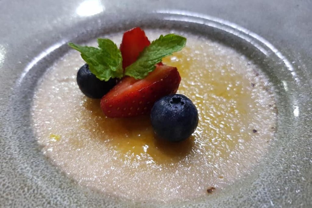10 Creme Brulee Terbaik di Ipoh 2025 17 Morel-Restaurant-