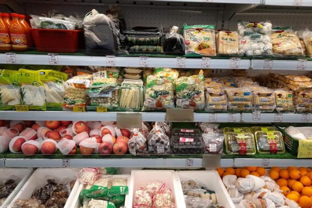 10 Kedai Runcit Terbaik di Kuantan 2025 11 Oi-Food-Fresh-Mart-@-Air-Putih-