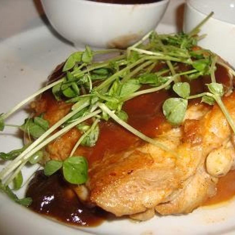 10 Chicken Chop Terbaik di Ipoh 2025 5 Olivenz-Cafe-