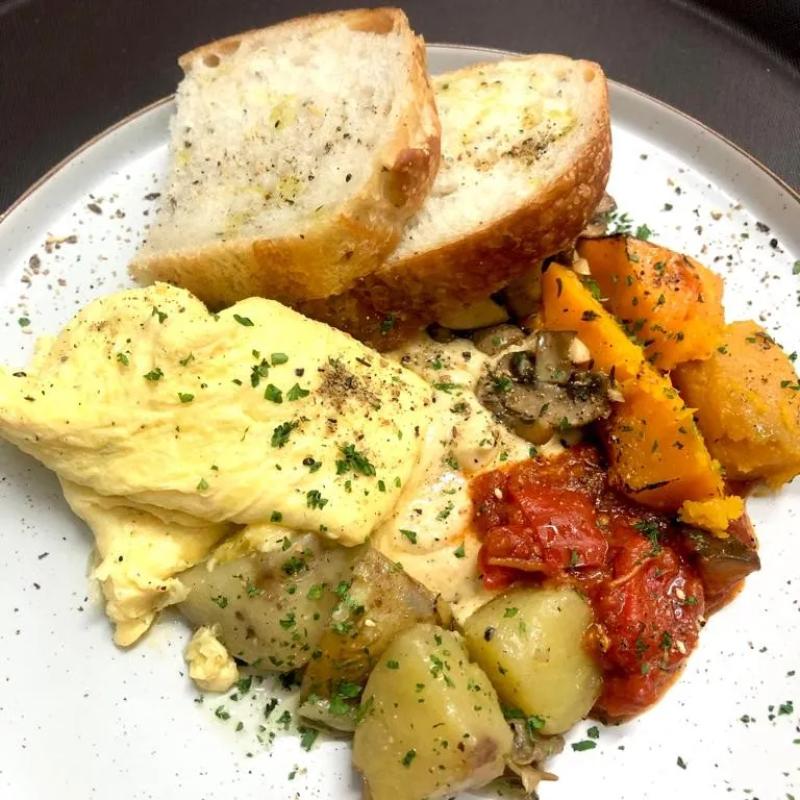 9 Big Breakfast Terbaik di Johor Bahru 2025 11 Principle-Cafe-by-T.A.M-Jalan-Trus--