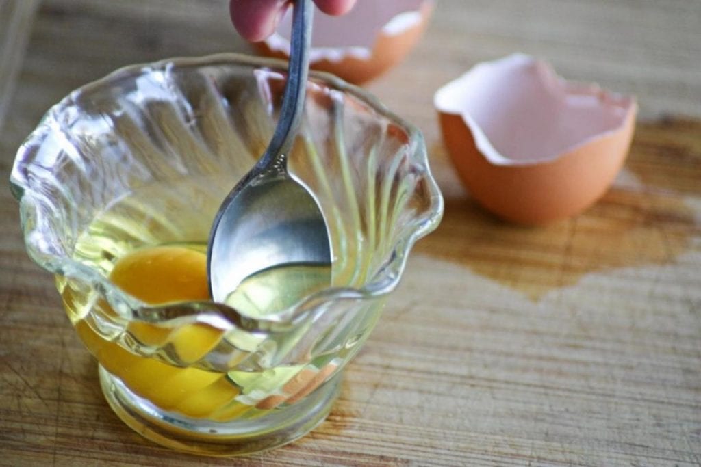 Remove Egg Shells With Egg Shells | Works Like A Charm 4 Remove-Egg-Shells-With-Egg-Shells- -Works-Like-A-Charm-x-