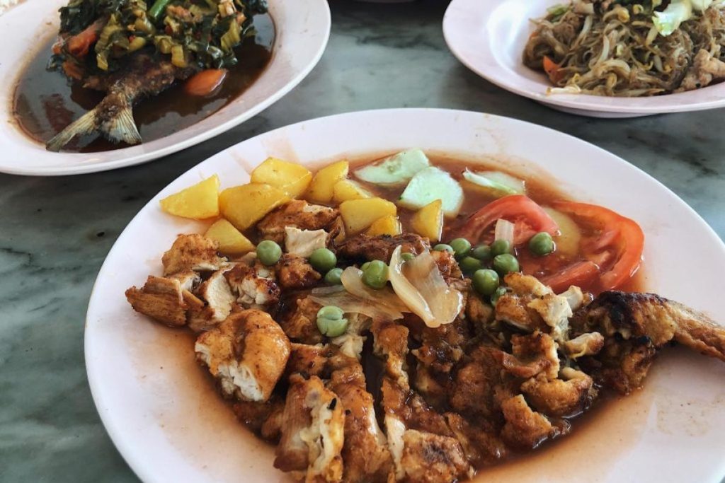 10 Chicken Chop Terbaik di Ipoh 2025 15 Restoran-Cathay-