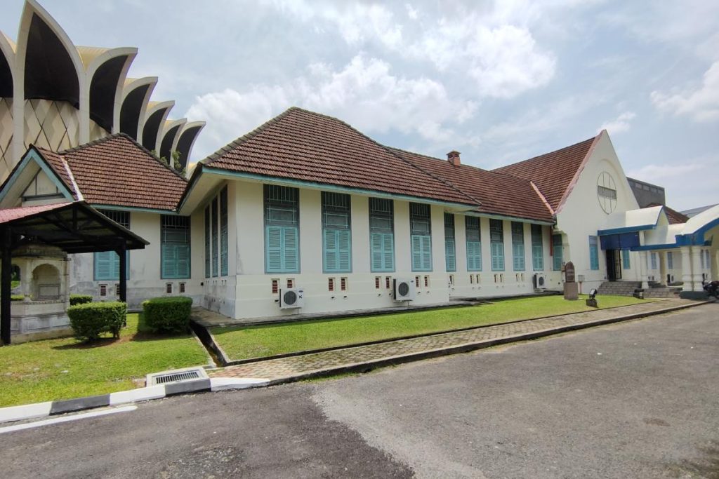 Top 10 Best Museums in Sarawak 2025 14 Sarawak-Islamic-Heritage-Museum-