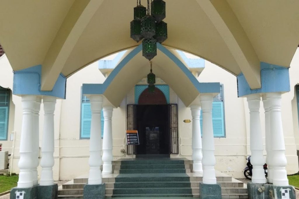 Top 10 Best Museums in Sarawak 2025 15 Sarawak-Islamic-Heritage-Museum-