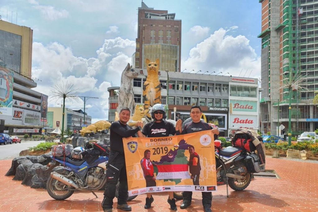 Top 10 Best Things To Do in Kuching 2025 21 Take-a-Photograph-with-the-Cat-Statue-Before-Leaving-Kuching-