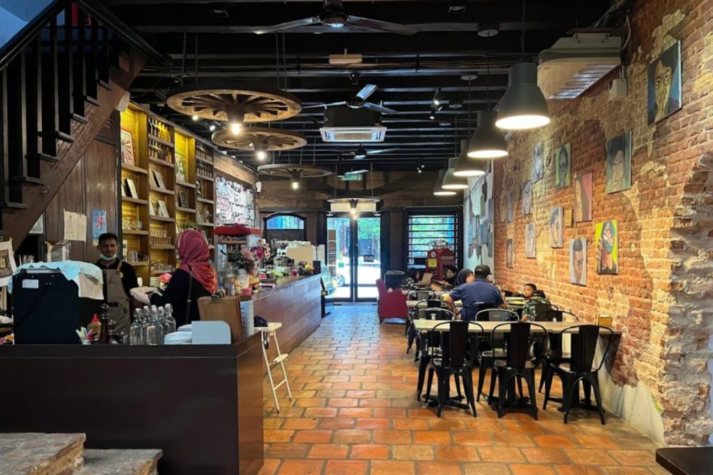 <strong>8 Rack Lamb Terbaik di Pulau Pinang 2025</strong> 2 The-Safe-Room-